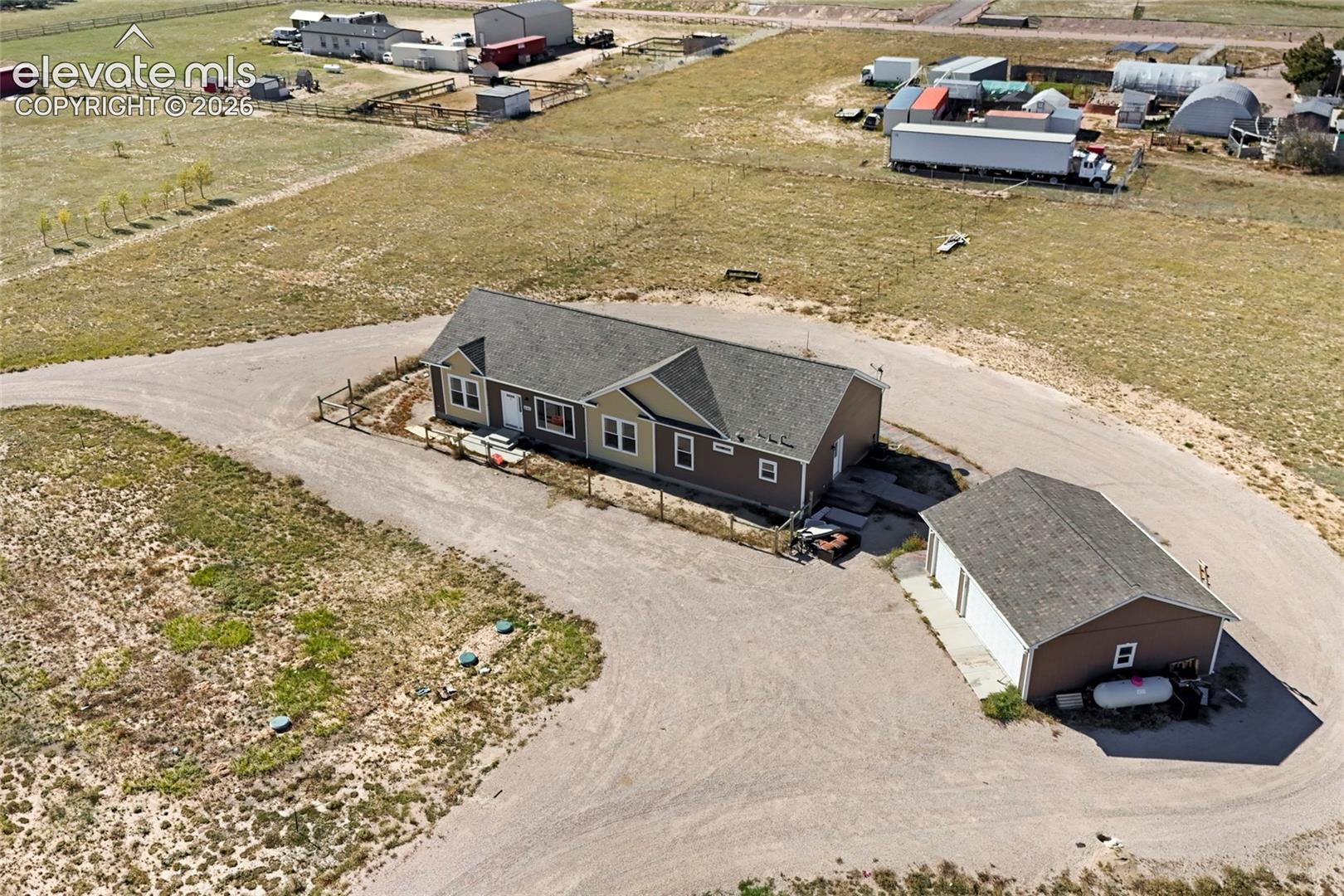 Listing photo 3 for 842 Spotted Owl Way
