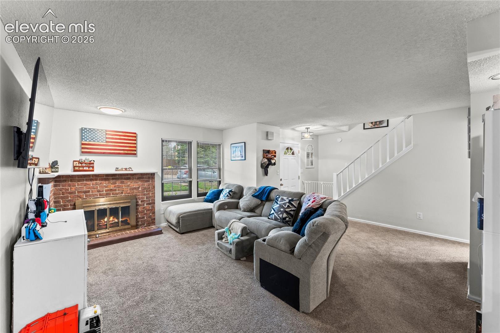Listing photo 4 for 2013 Sussex Lane