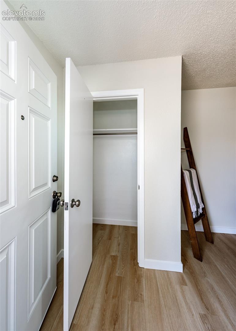 Listing photo 13 for 105 Norman Drive