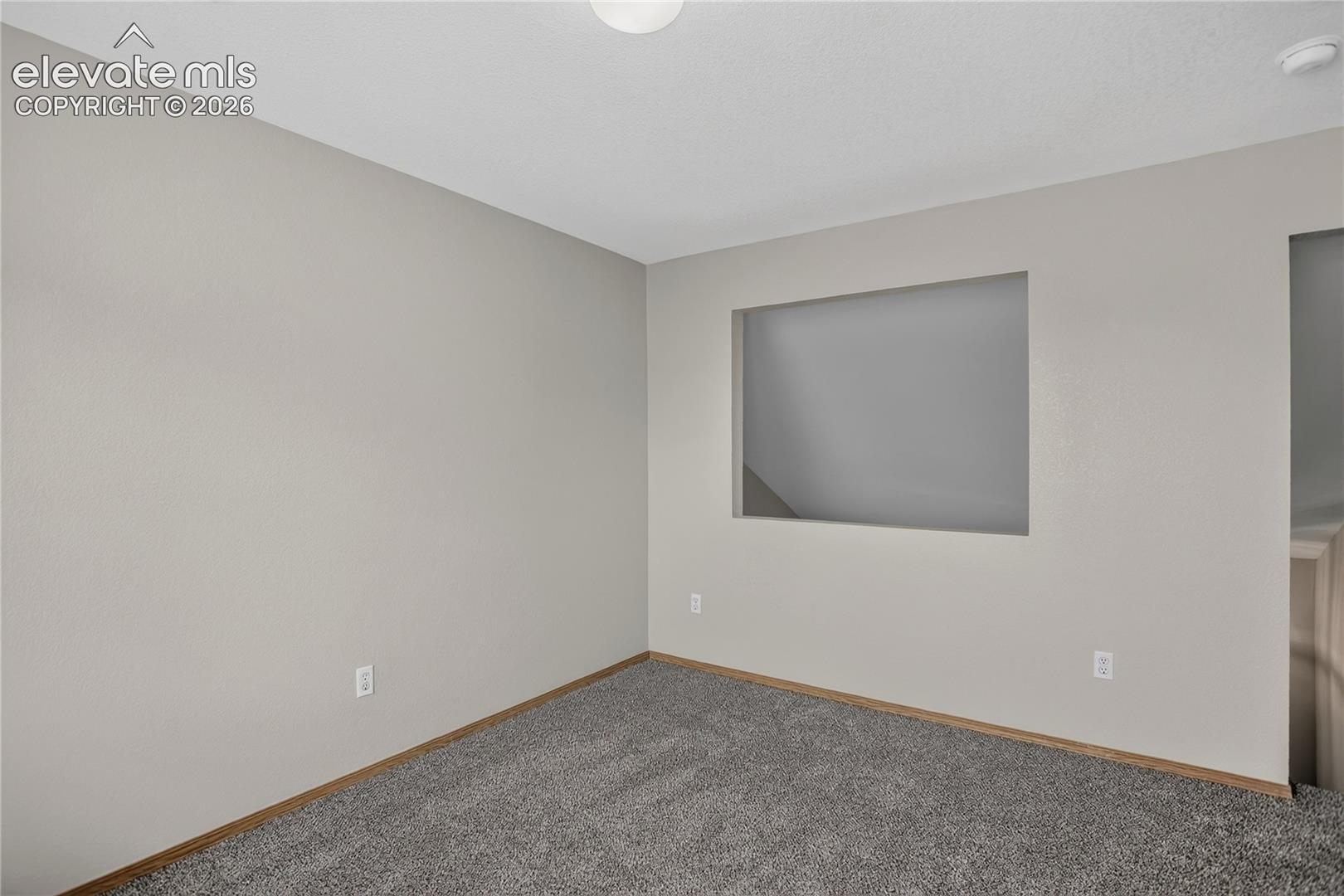 Listing photo 21 for 3046 W 22nd Street