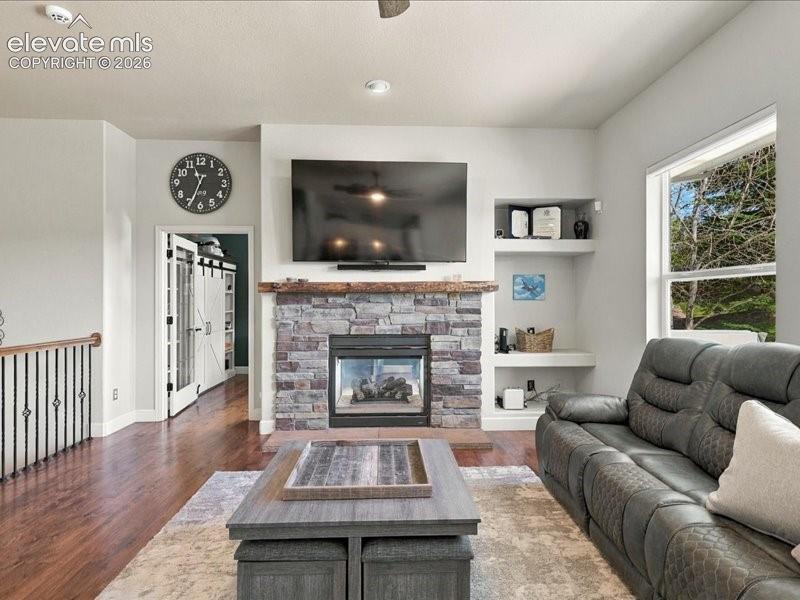 Listing photo 21 for 589 Burke Hollow Drive