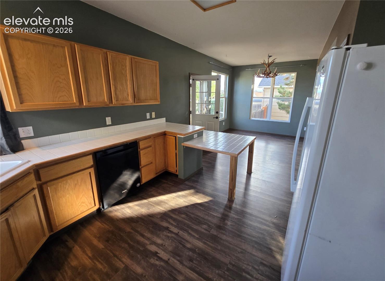 Listing photo 16 for 8059 Oliver Road