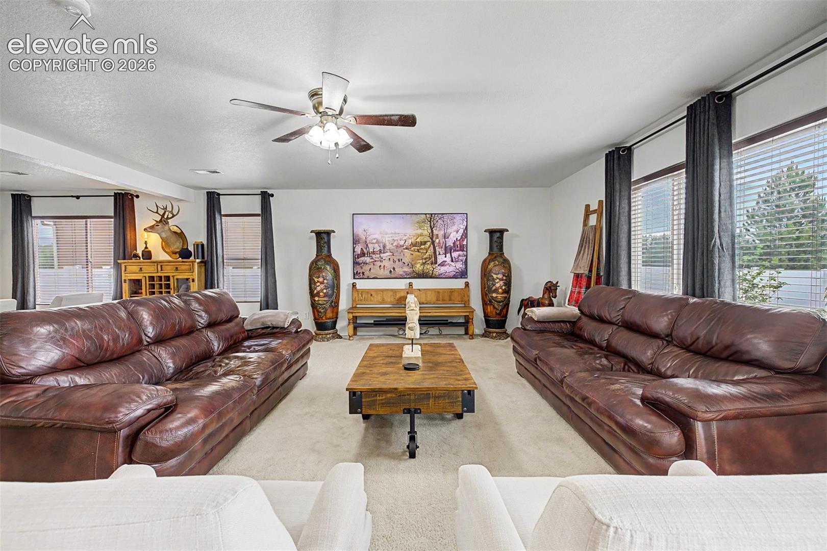 Listing photo 8 for 7716 Candlelight Lane