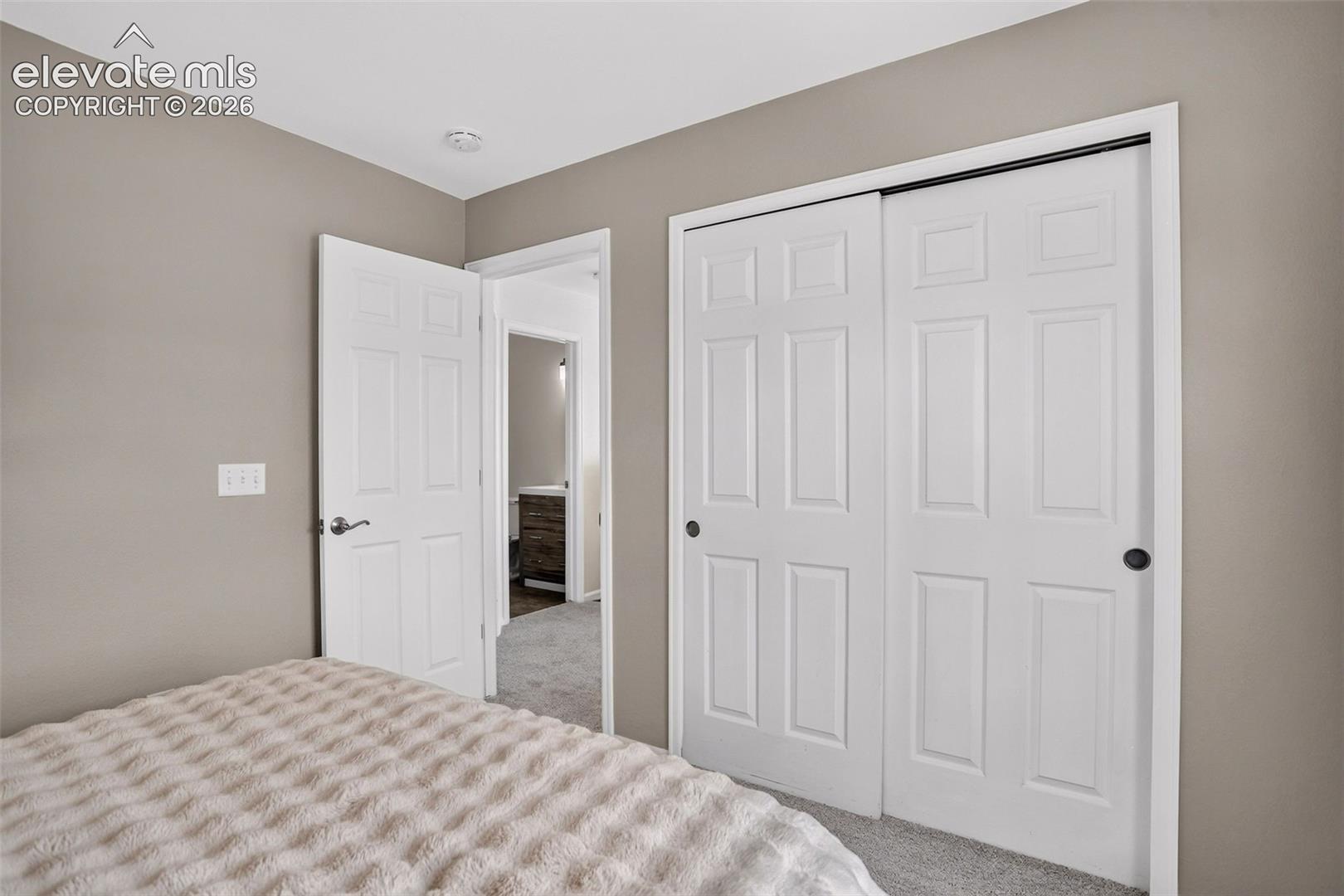 Listing photo 34 for 1363 Yellow Granite Way