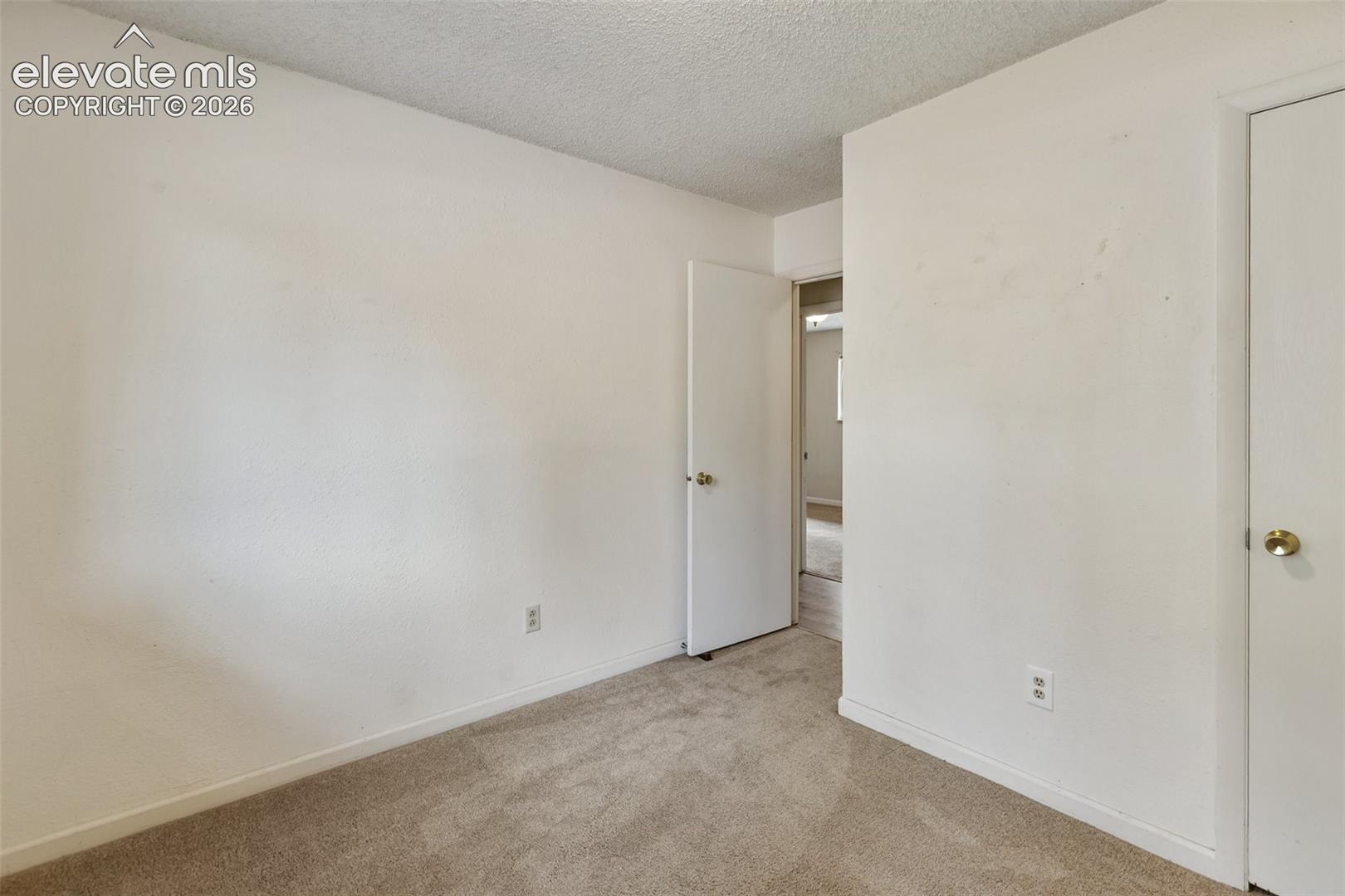 1035 Park View Road, photo 18