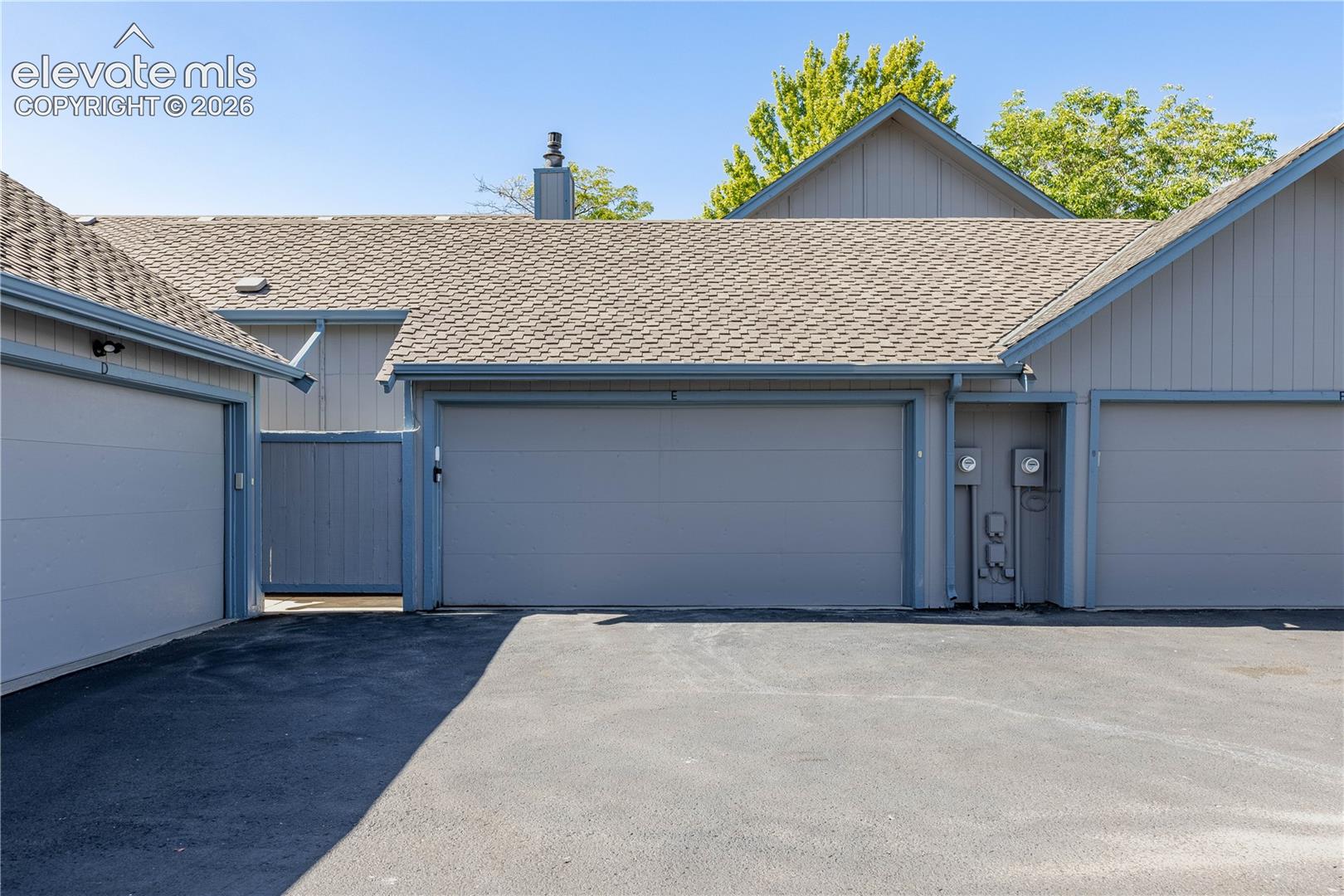Listing photo 25 for 2522 S Worchester Court E