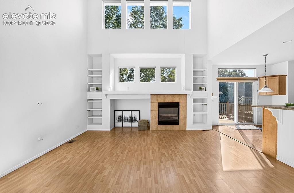 Listing photo 7 for 4465 Charing Drive