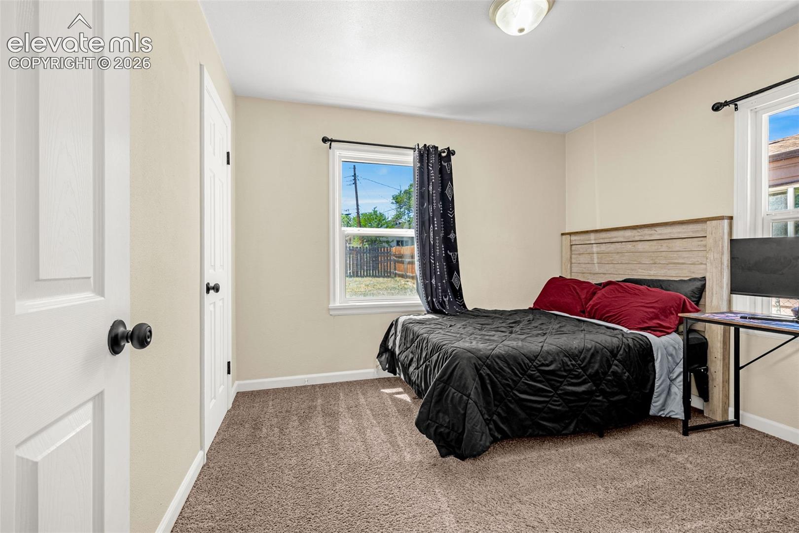 Listing photo 13 for 3023 2nd Avenue
