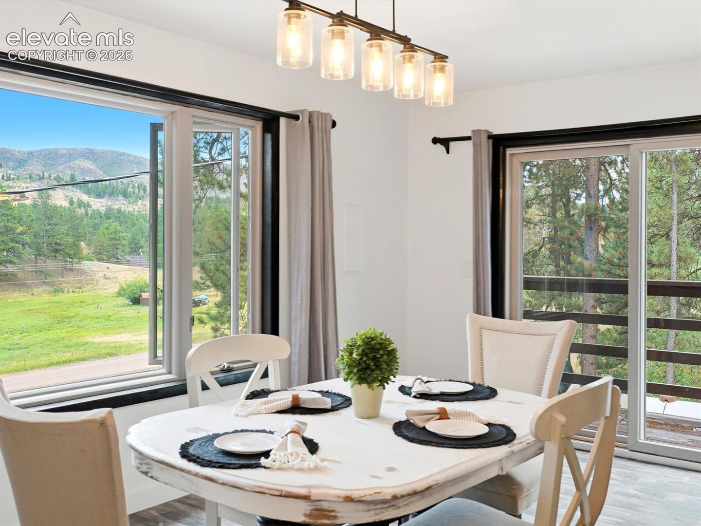 Listing photo 14 for 14635 Westcreek Road