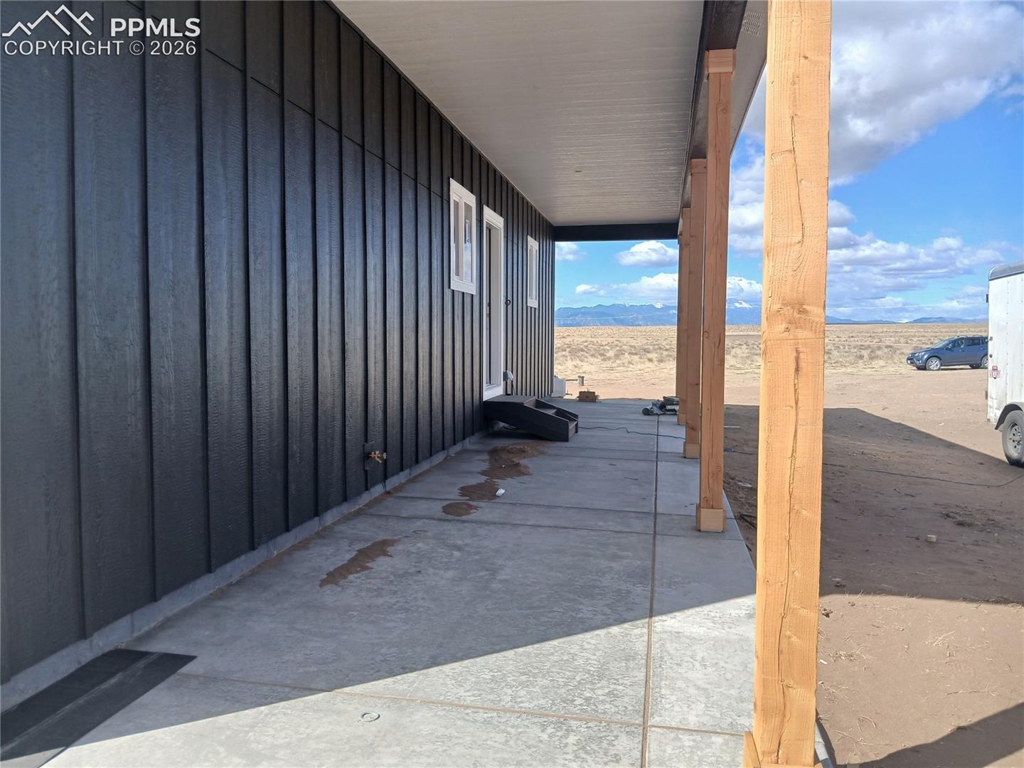 Listing photo 10 for 19981 Cloudfield Point