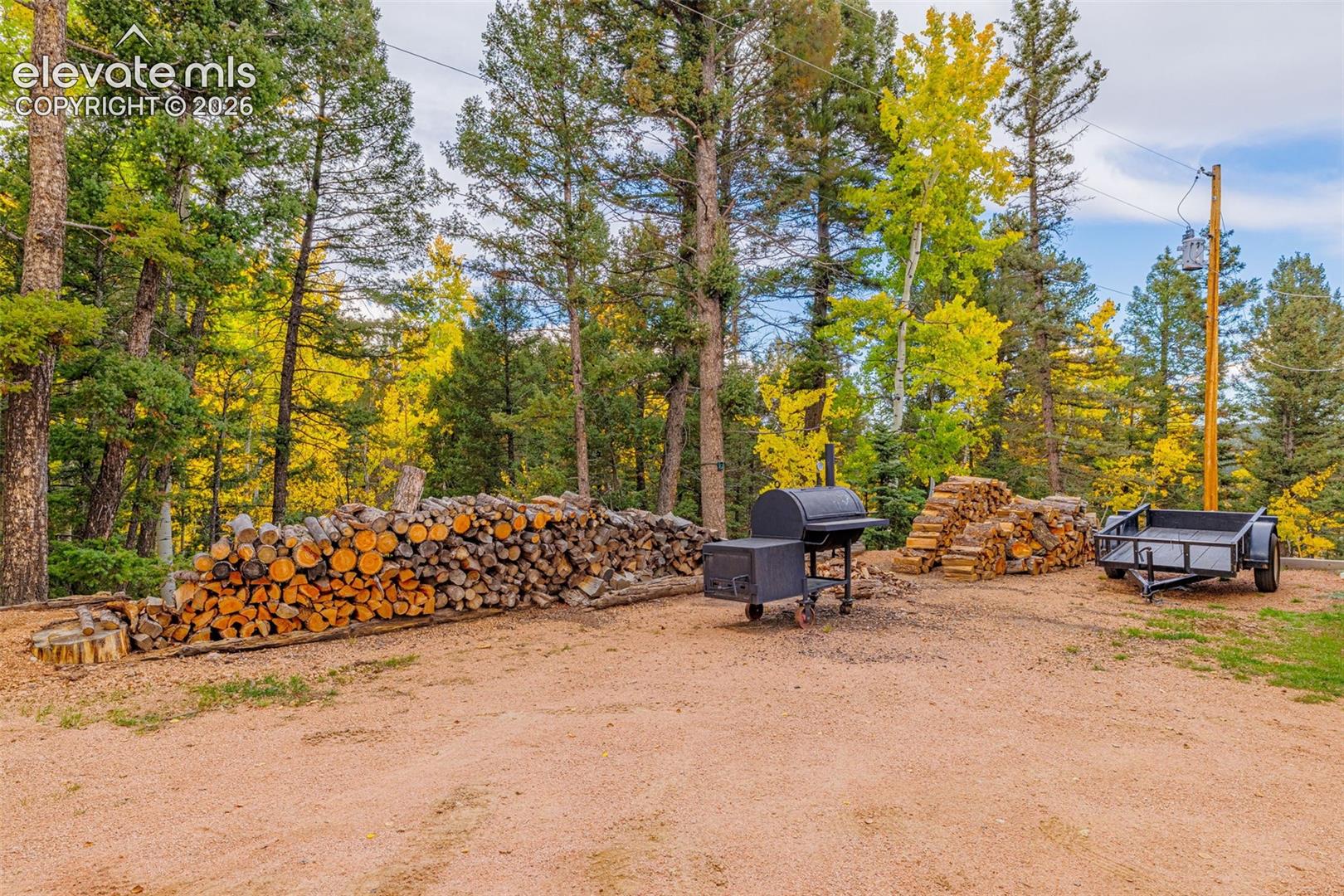 Listing photo 14 for 191 Nuaku Road