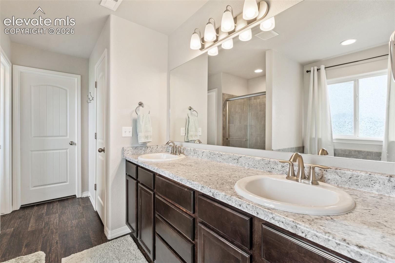 Listing photo 26 for 7478 Benecia Drive
