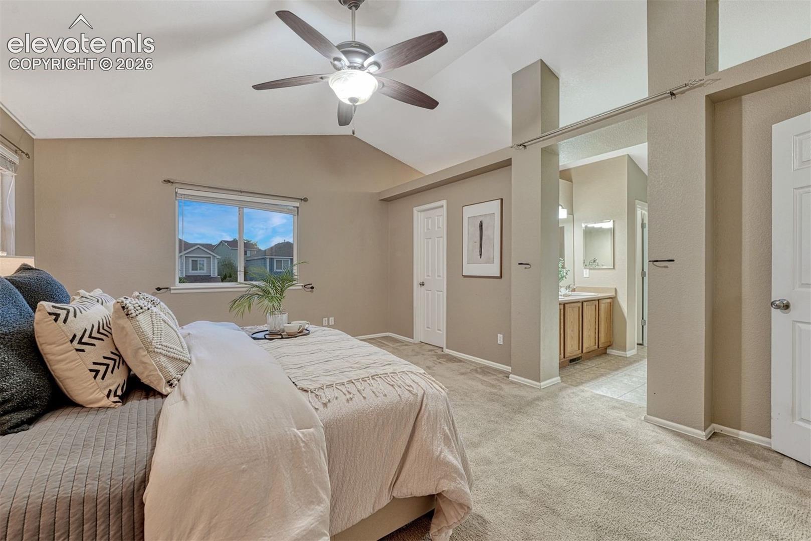 Listing photo 4 for 5126 Stone Fence Drive
