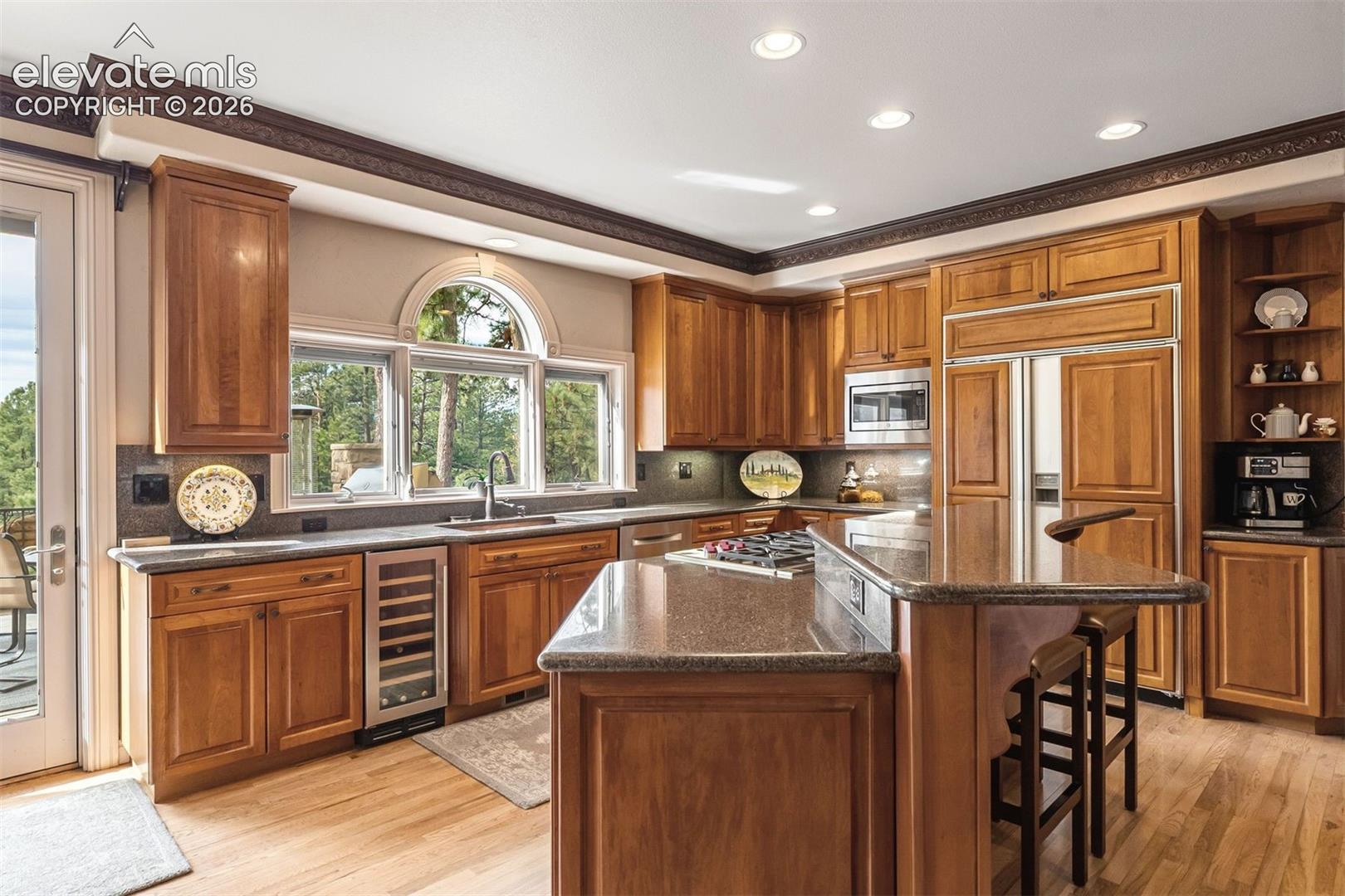 Listing photo 20 for 17507 Colonial Park Drive
