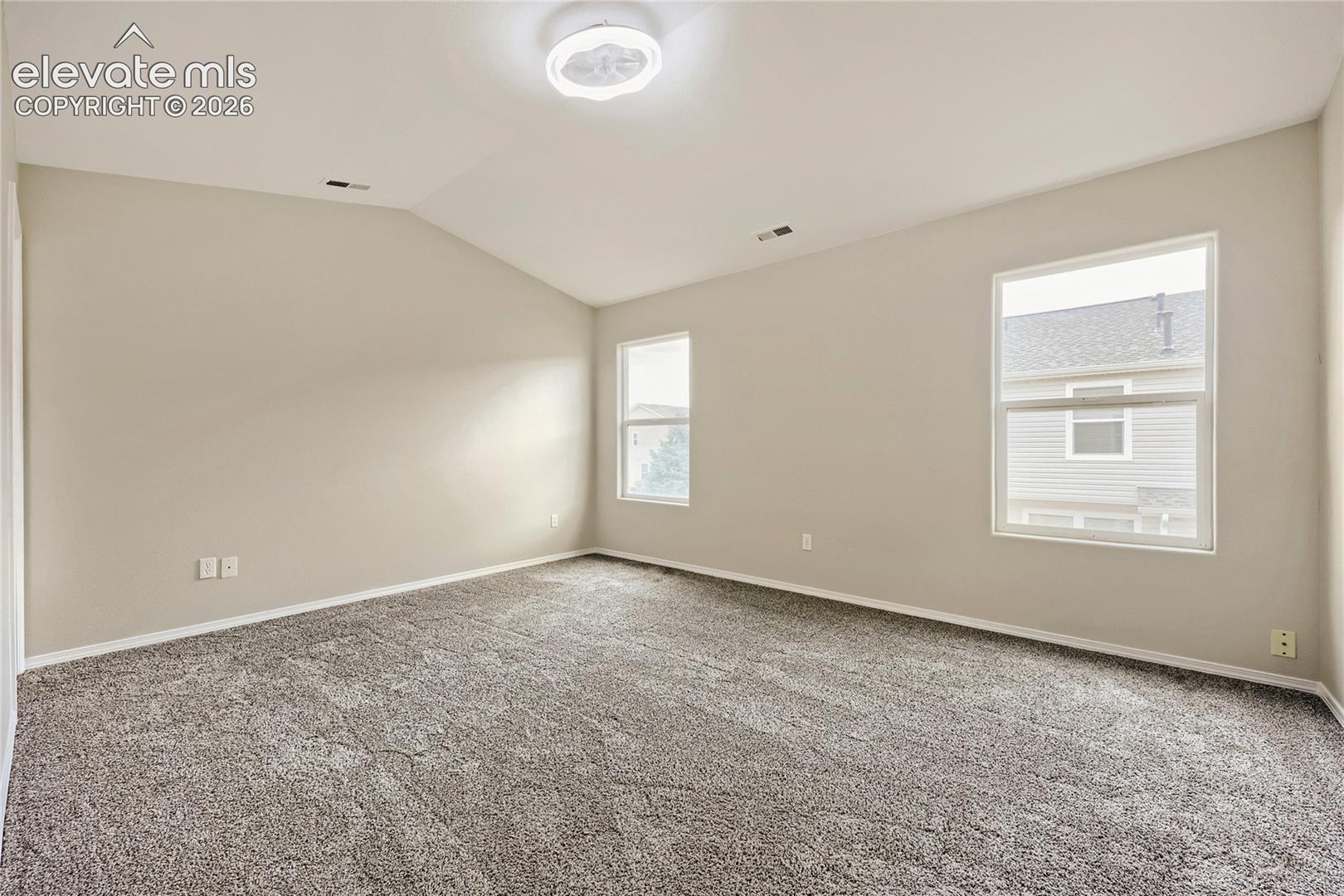 Listing photo 13 for 10505 Wells Point