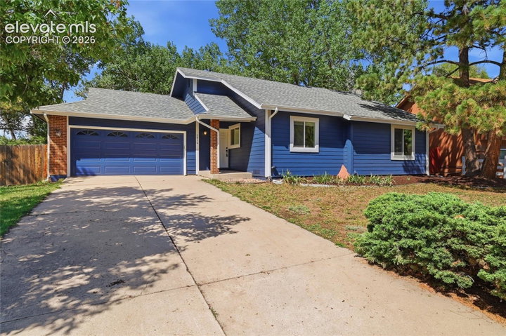 2910 Rolling Wood Loop — listing photo
