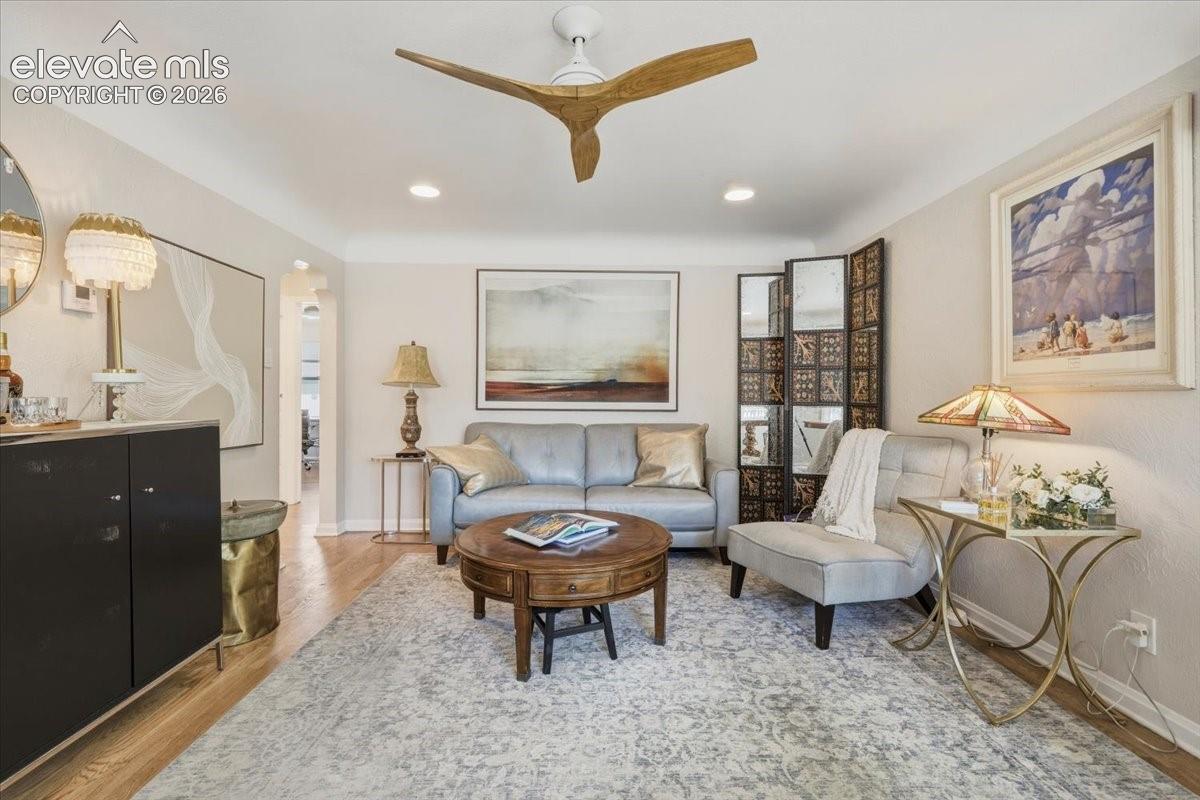Listing photo 8 for 1510 N El Paso Street
