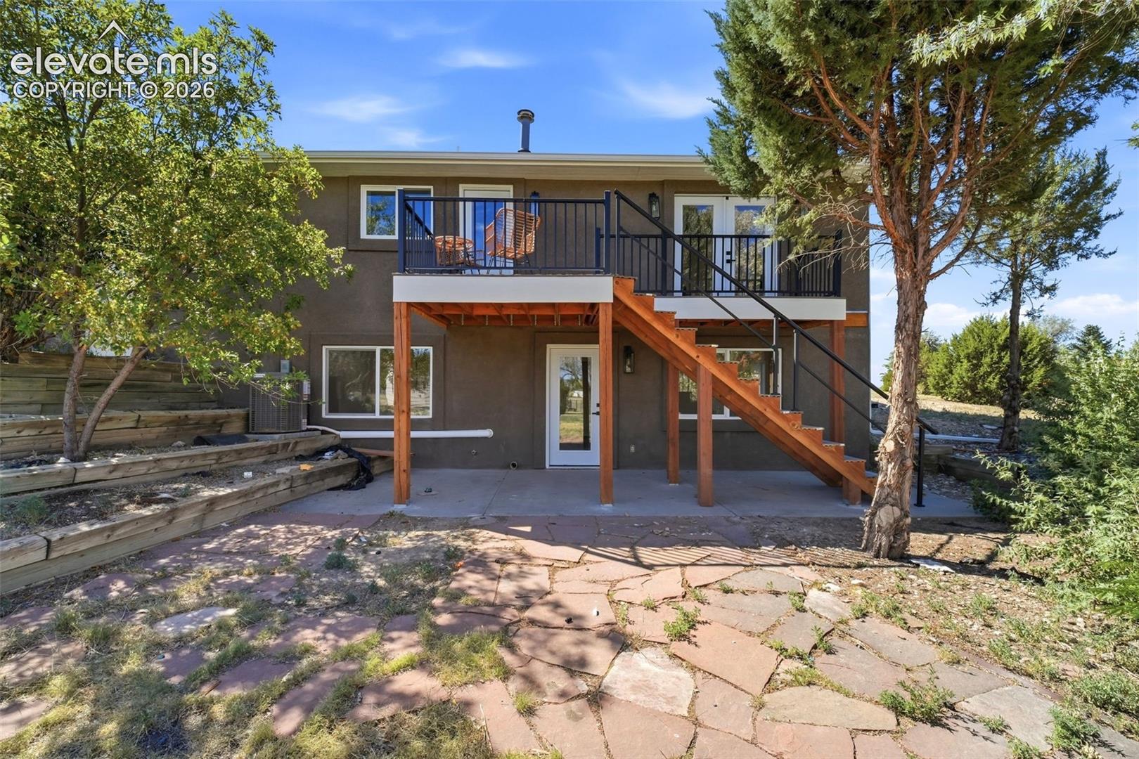 Listing photo 32 for 1361 S Tonalea Drive