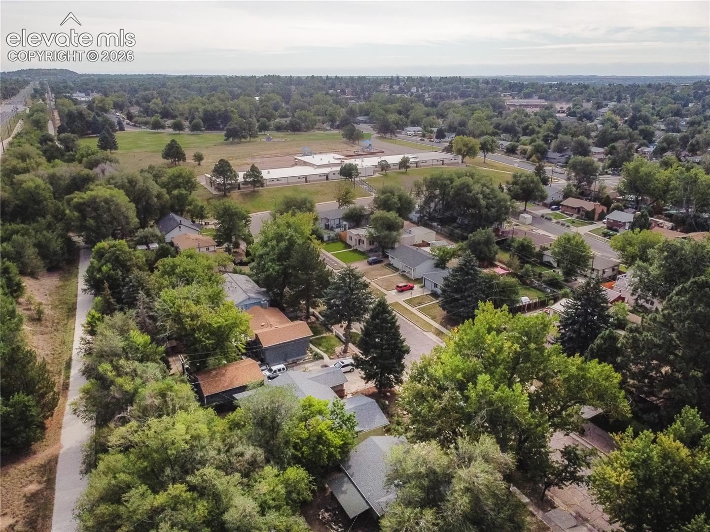 Listing photo 41 for 2512 E La Salle Street