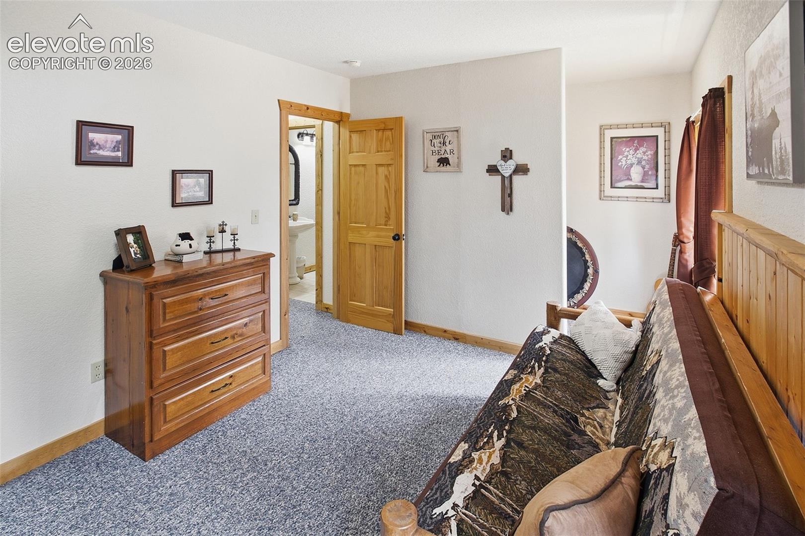 Listing photo 32 for 12458 S Highway 67
