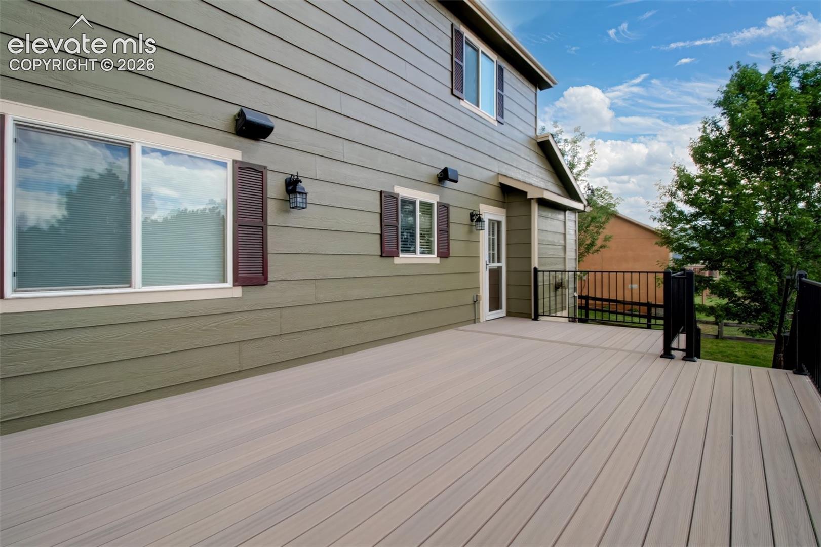 Listing photo 44 for 1136 Lawn Lake Trail