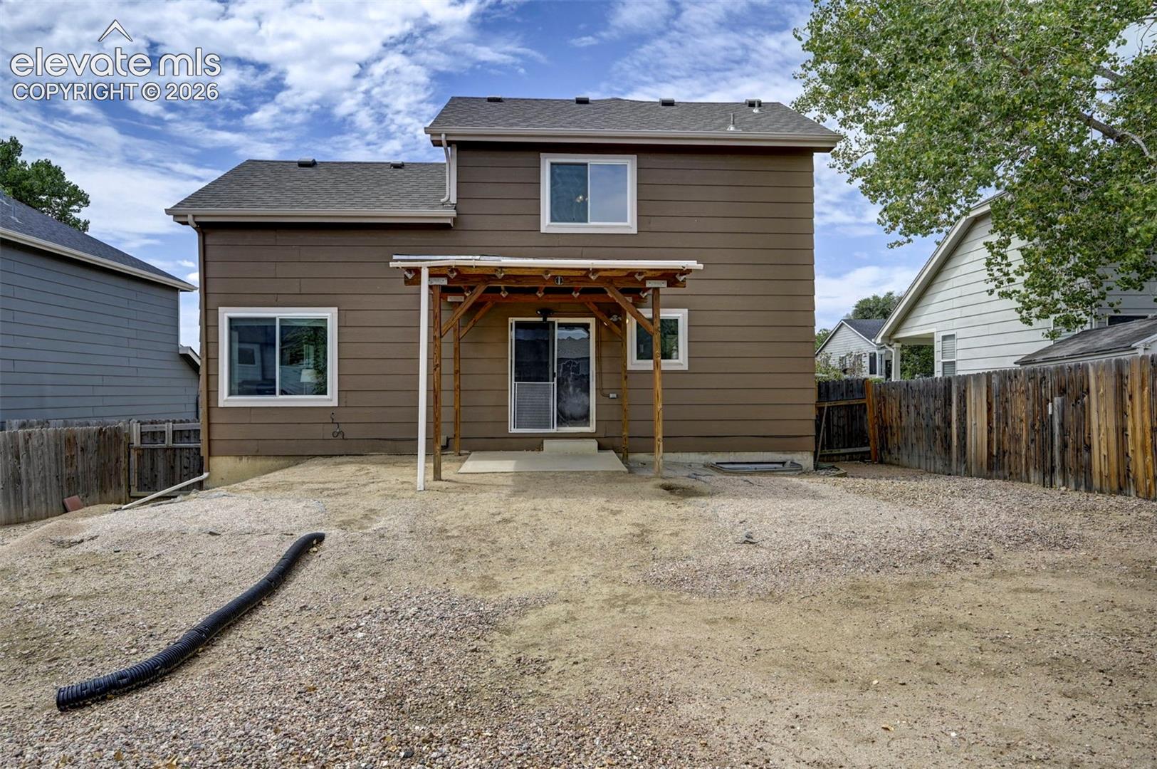 Listing photo 24 for 862 Descendant Drive