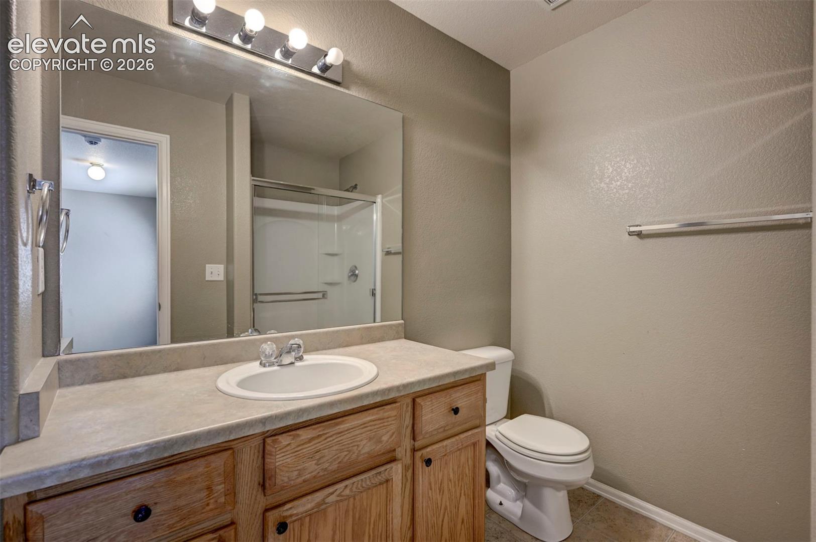 Listing photo 21 for 863 Red Thistle View