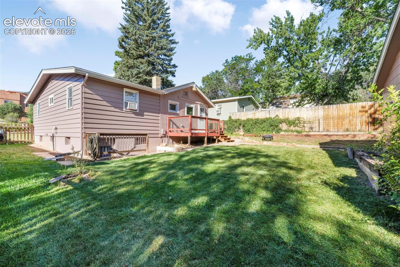 Listing photo 40 for 3326 W Kiowa Street