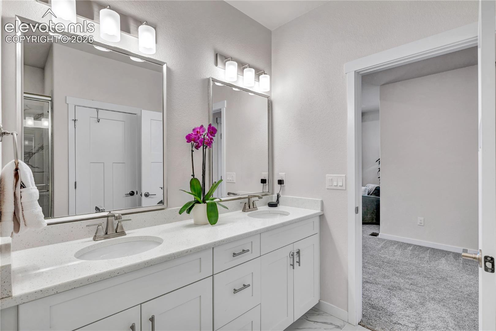 Listing photo 23 for 5675 Villa Lorenzo Drive