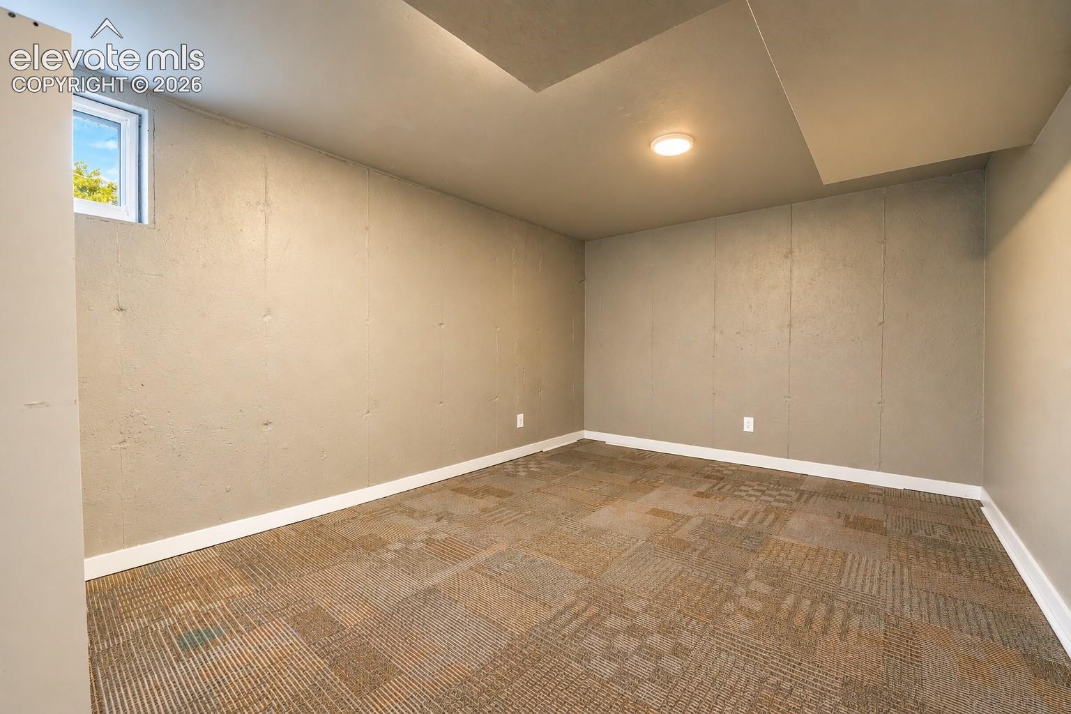 Listing photo 21 for 4020 Manzana Court