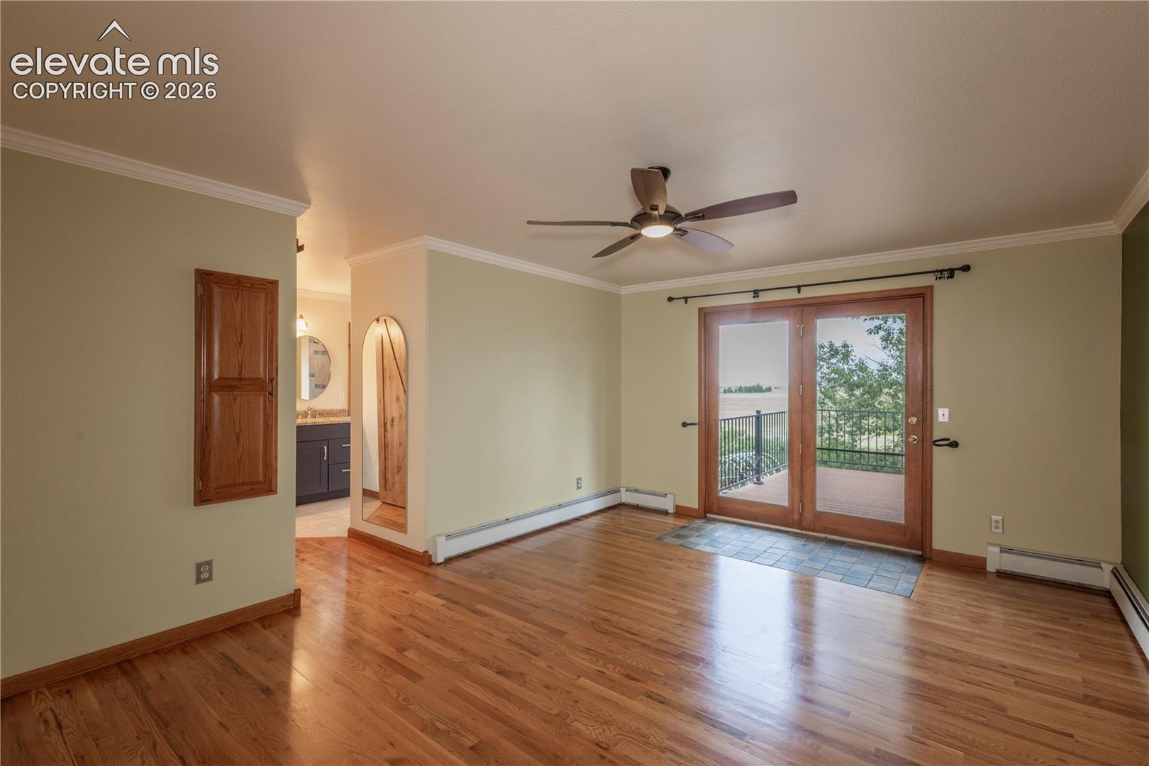 Listing photo 11 for 13850 N Ellicott Highway