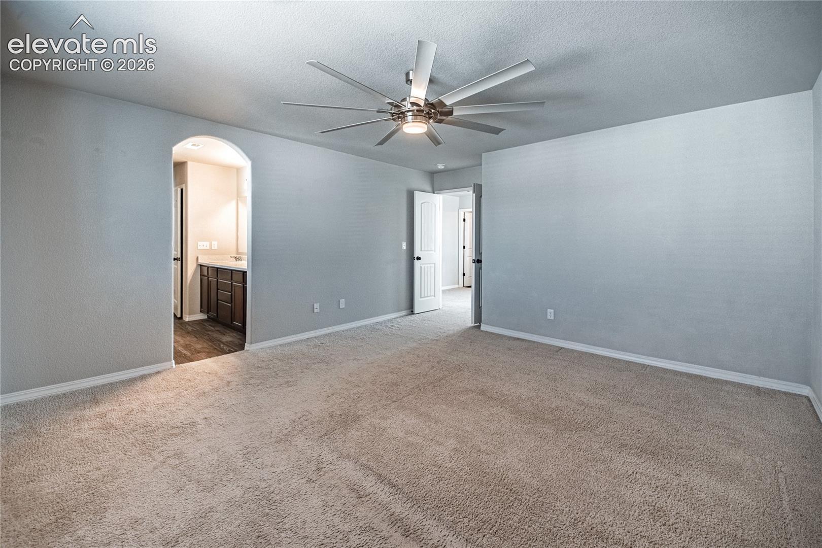 Listing photo 19 for 7714 Cruzer Heights