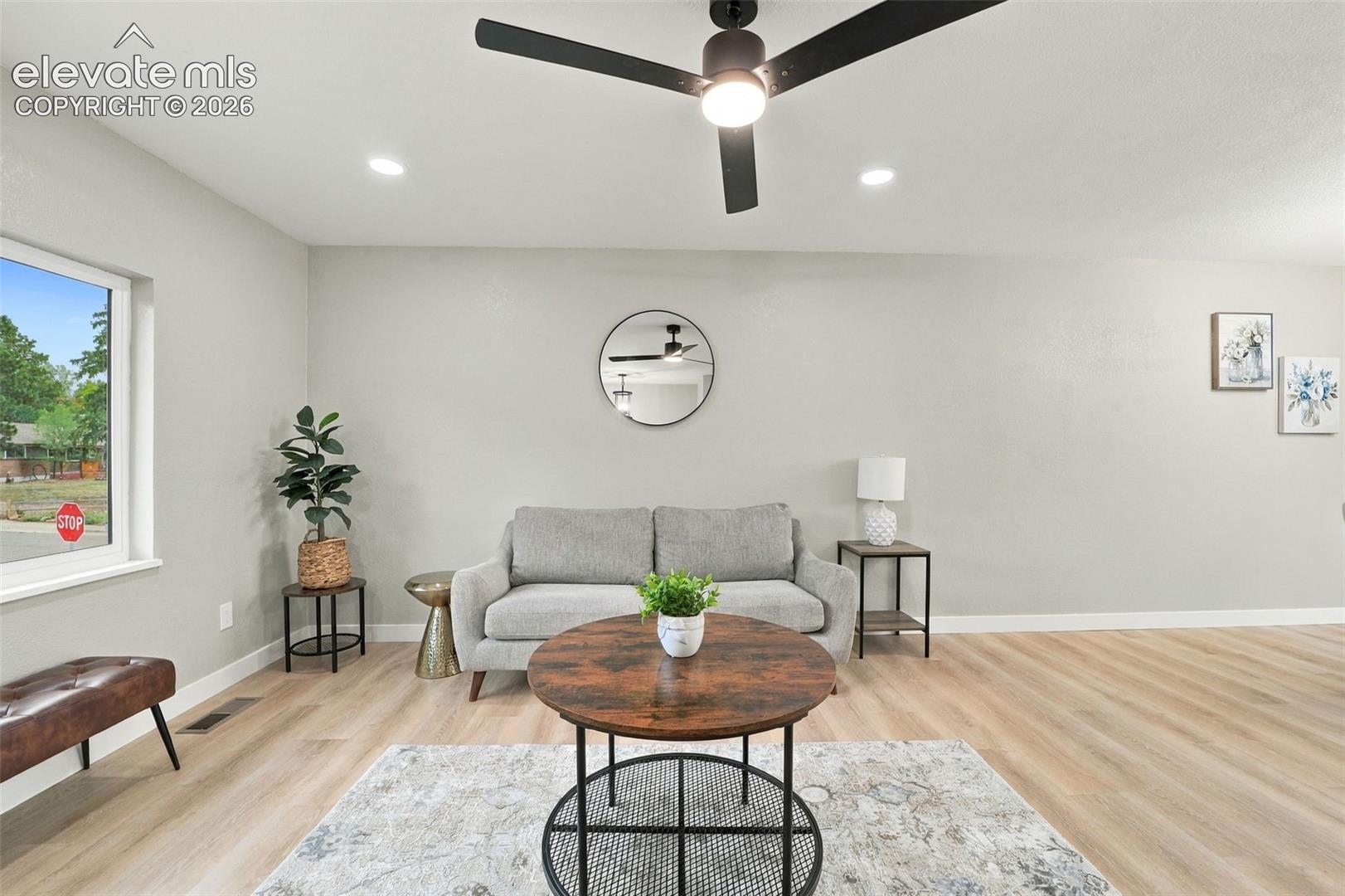 Listing photo 13 for 1144 Kachina Drive