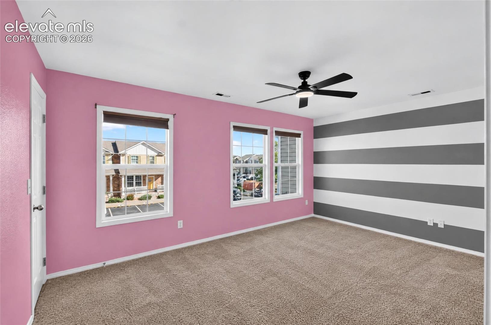 Listing photo 20 for 10576 Wells Point