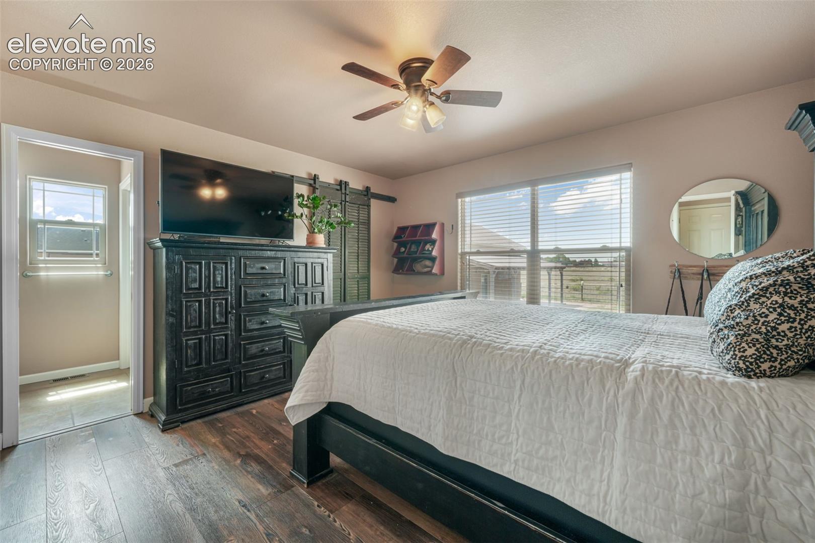 Listing photo 15 for 83 S Golfwood Drive