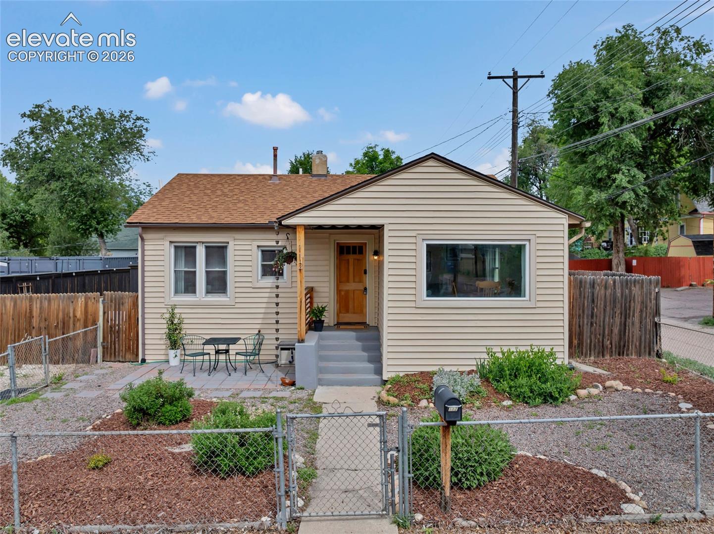 Listing photo 12 for 112 S 22nd Street