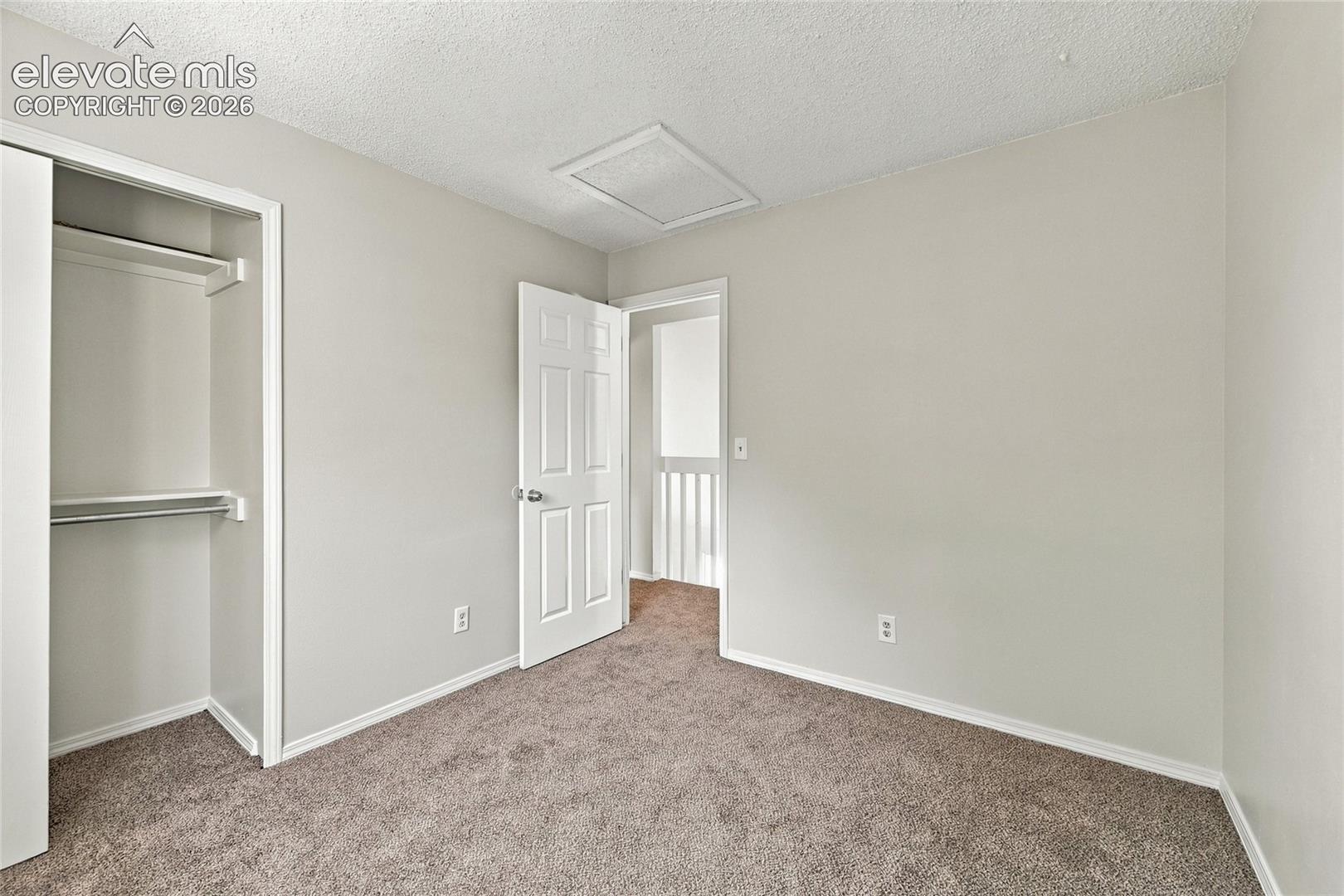 Listing photo 26 for 3705 Brisbane Drive