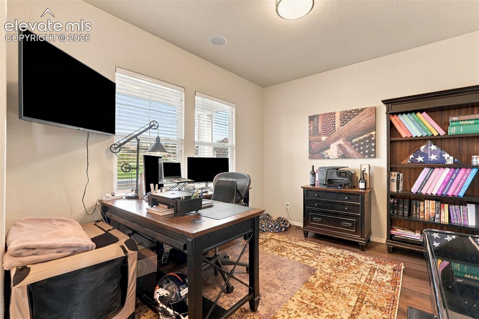 Listing photo 6 for 967 Spectrum Loop