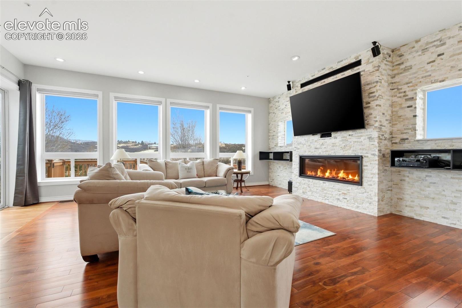 Listing photo 14 for 1168 Wintergate Circle