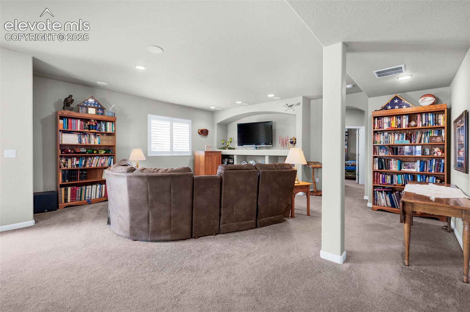 Listing photo 26 for 9828 Surrey Run Drive