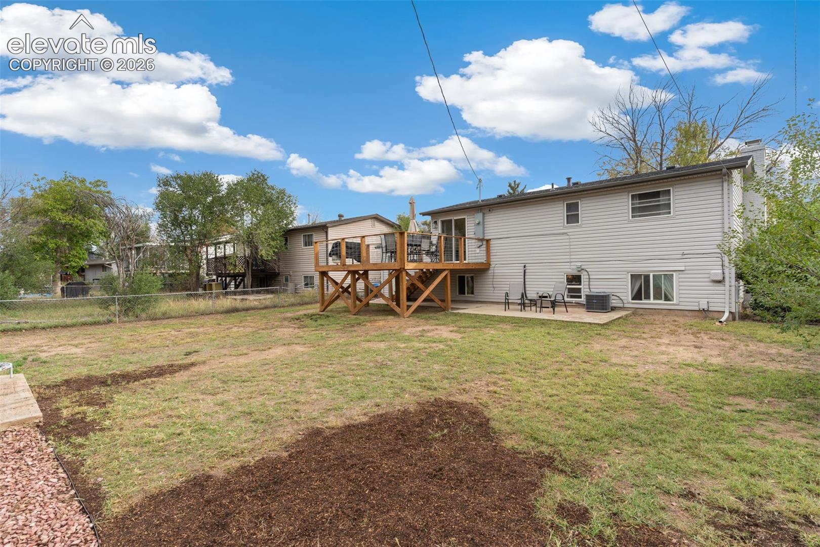 Listing photo 35 for 1596 Prado Drive