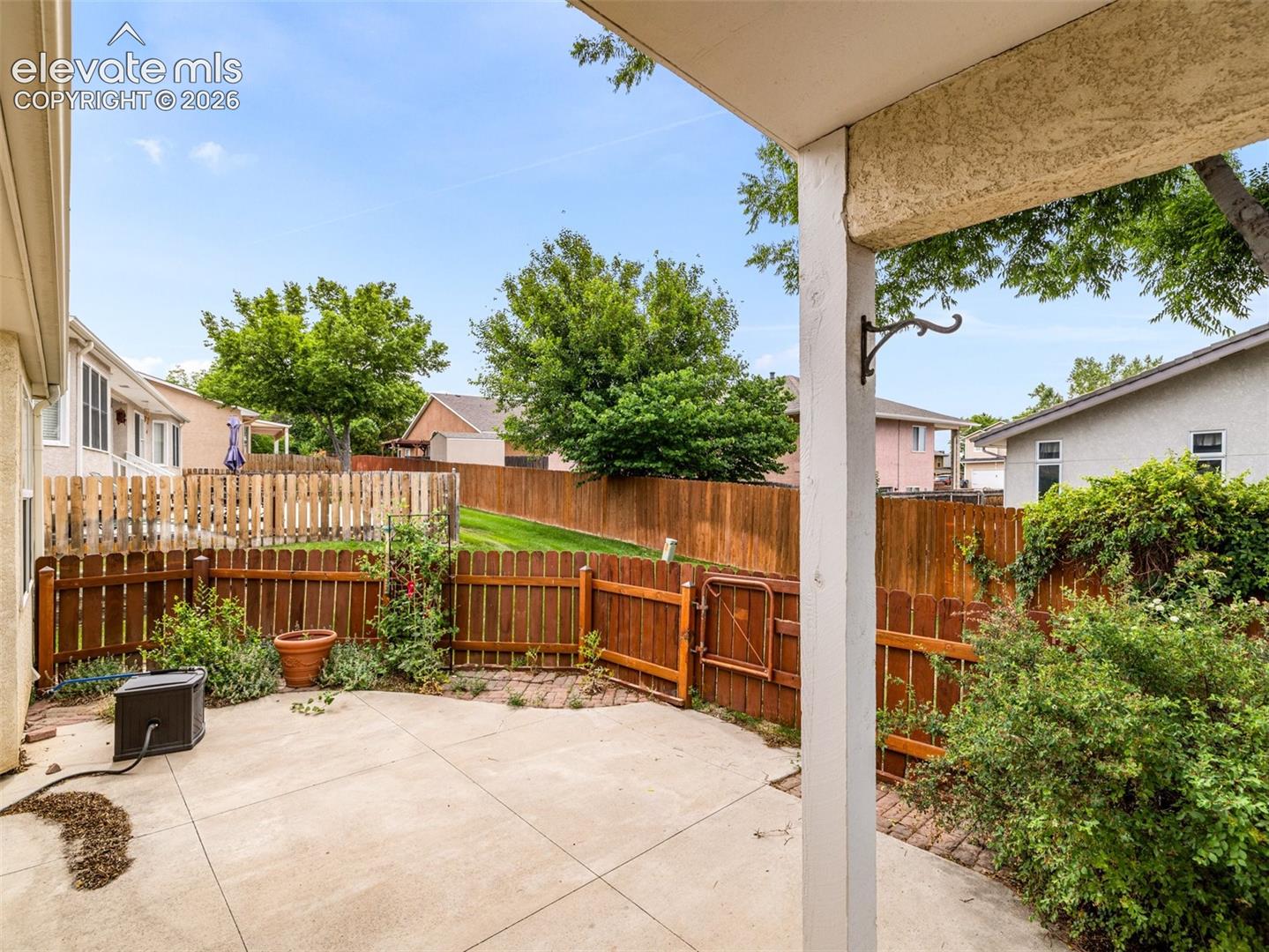 Listing photo 29 for 10 Brave Eagle Court