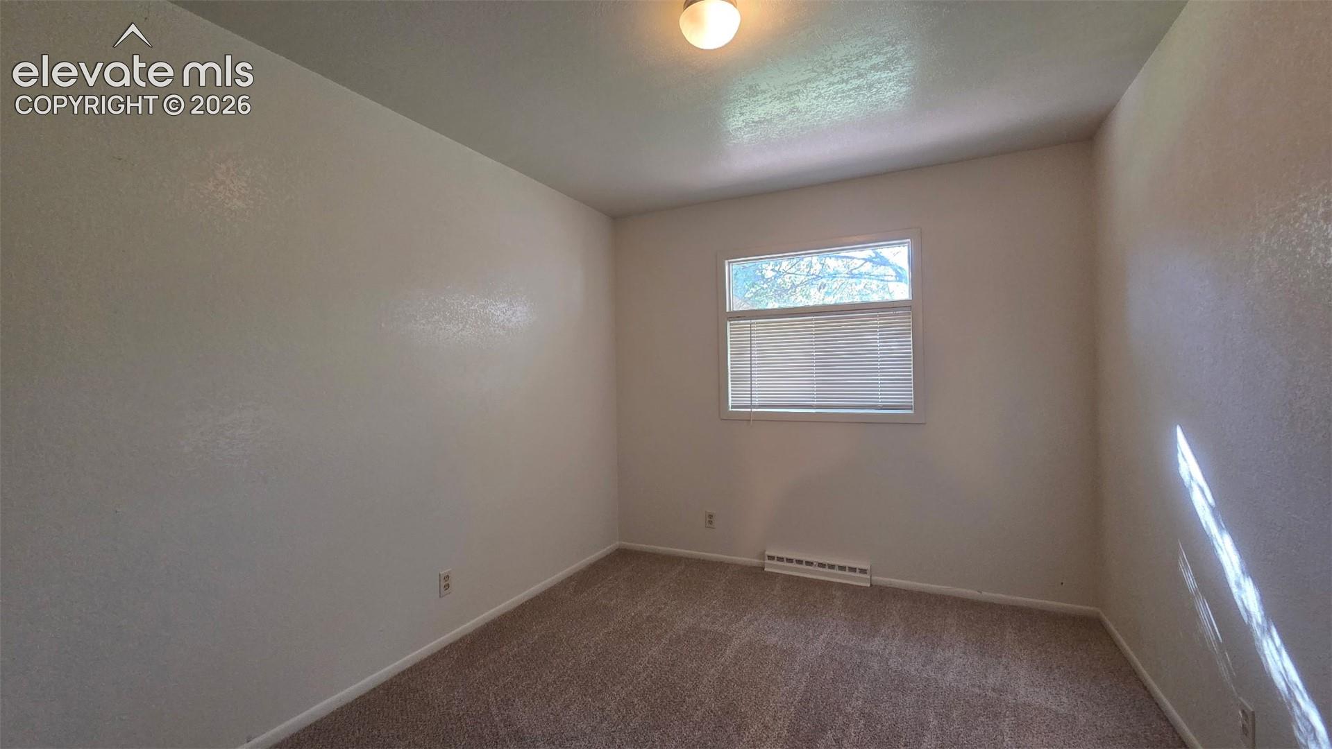 Listing photo 12 for 26 Caledonia Road