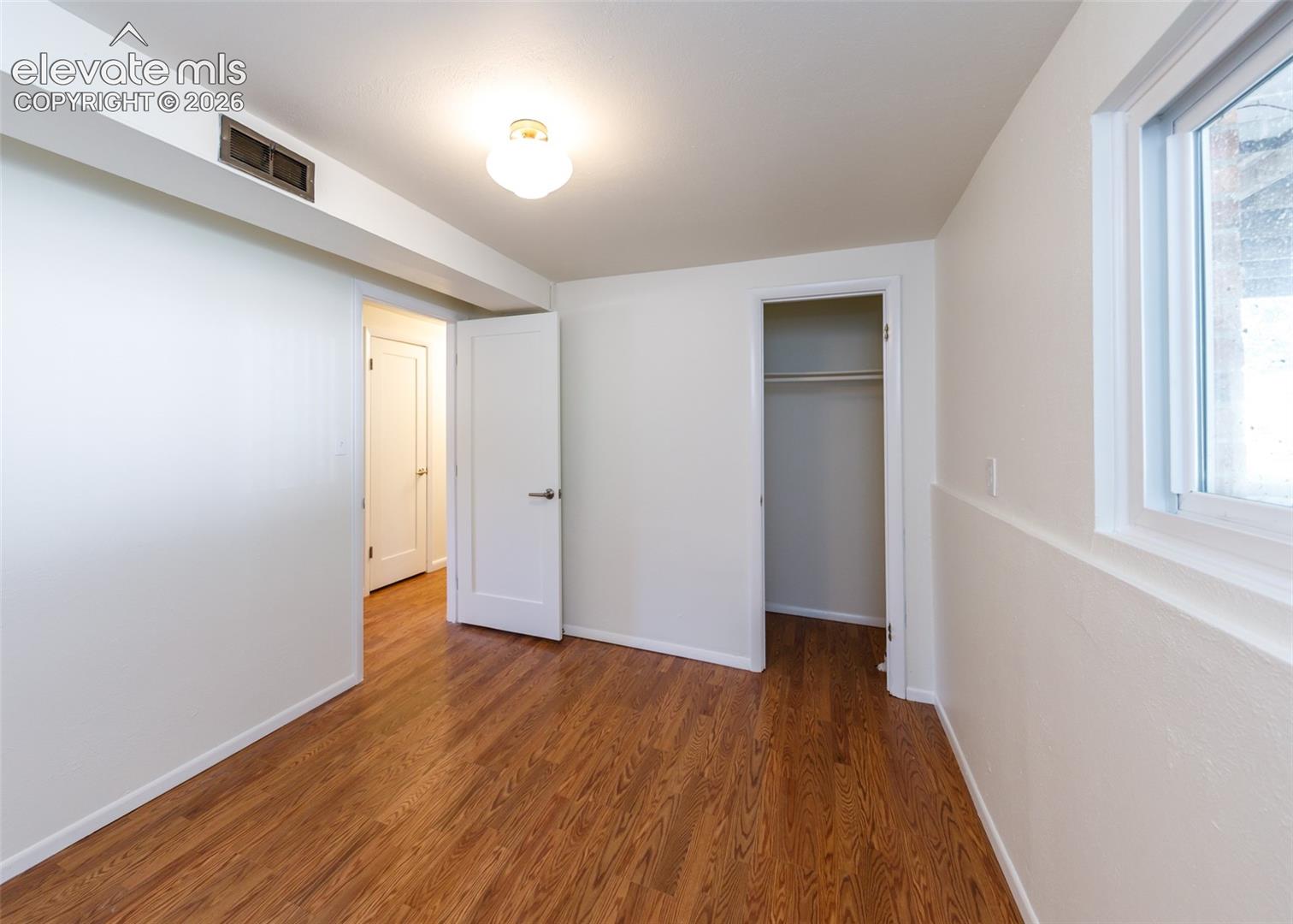 Listing photo 35 for 418 Eudora Street