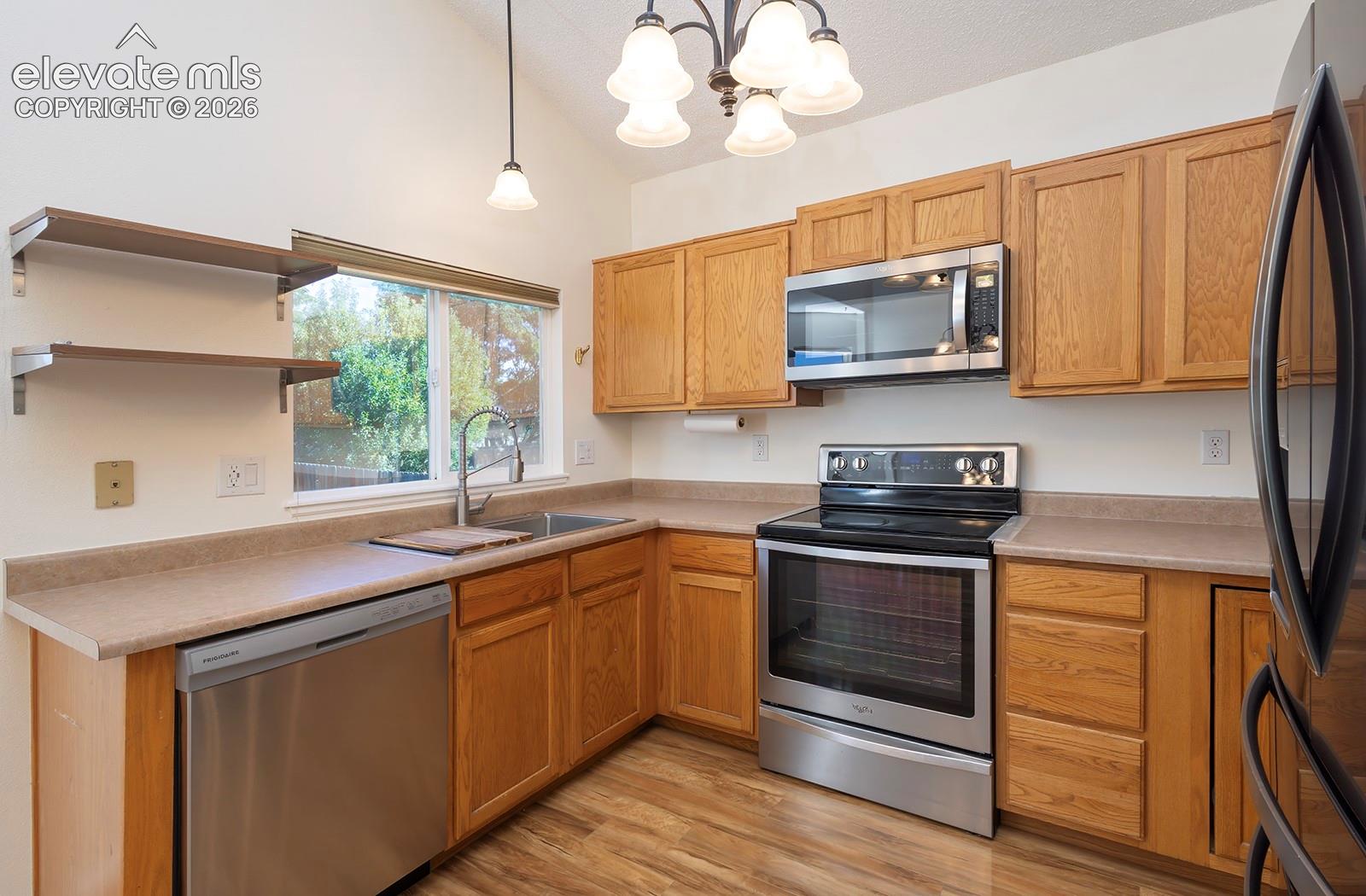 Listing photo 10 for 11136 Berry Farm Road
