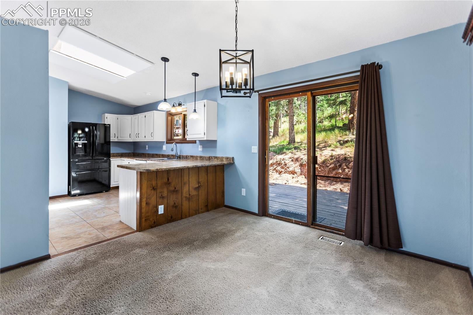 Listing photo 25 for 1129 Forest Hill Road