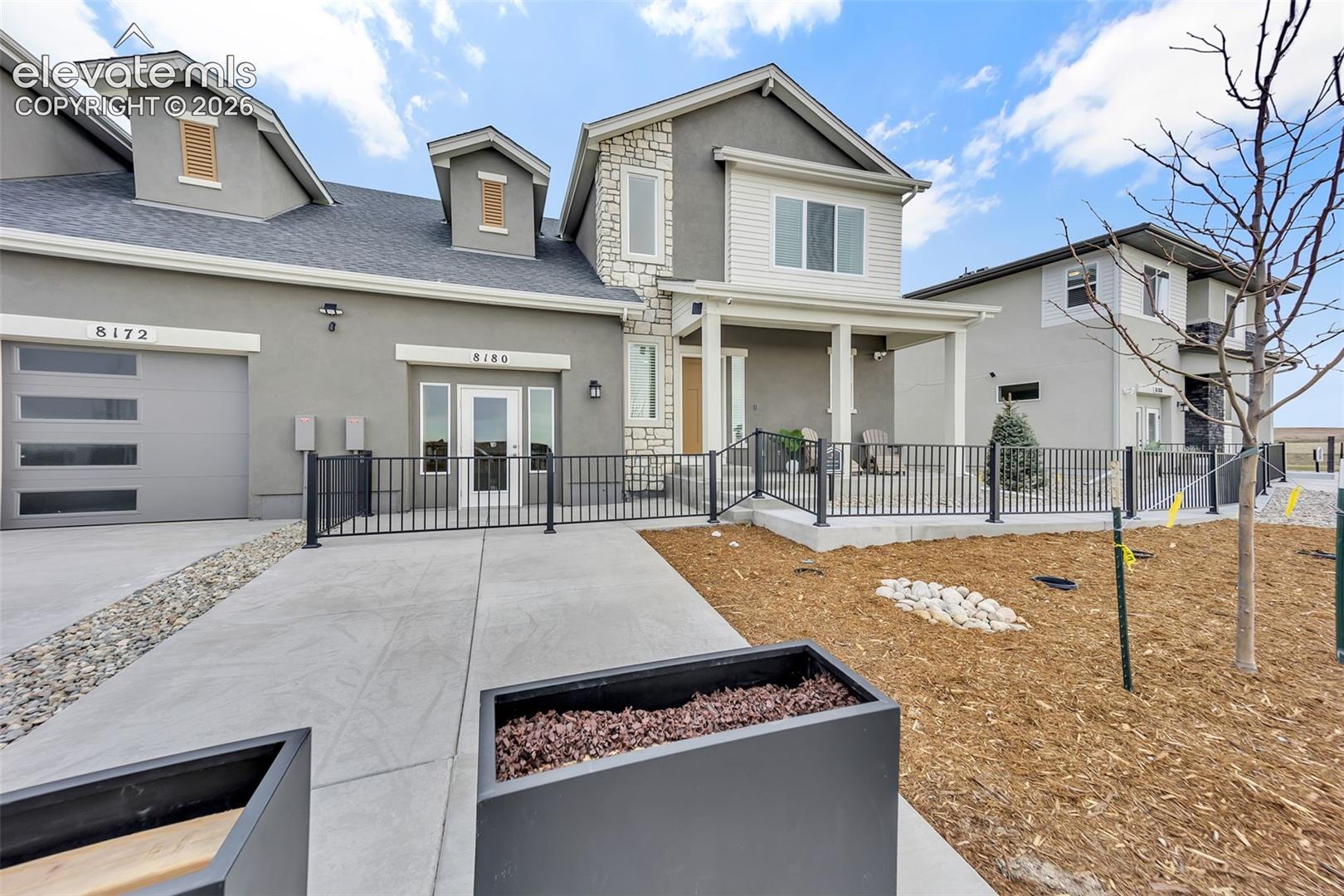 Listing photo 4 for 8180 Manor House Way