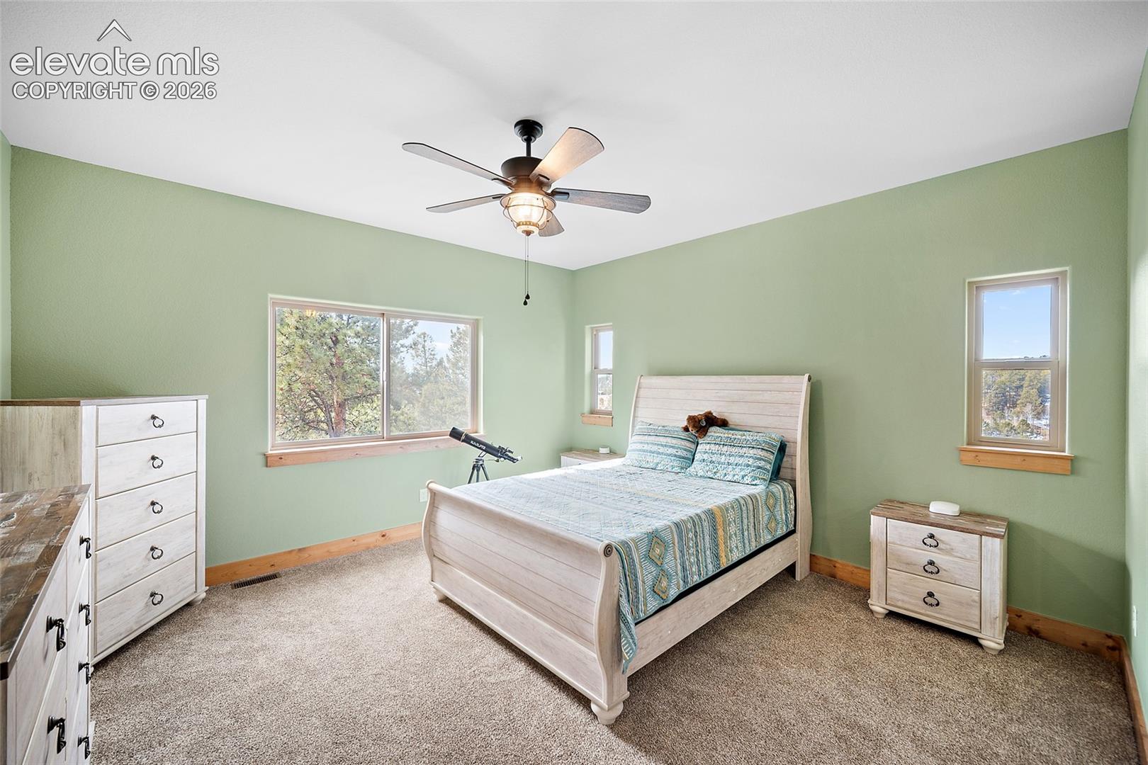 Listing photo 17 for 367 Cottonwood Lake Drive