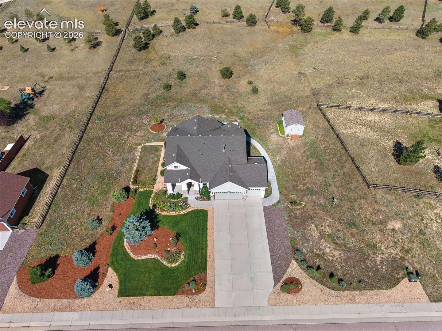 Listing photo 4 for 11386 San Luis Peak Way
