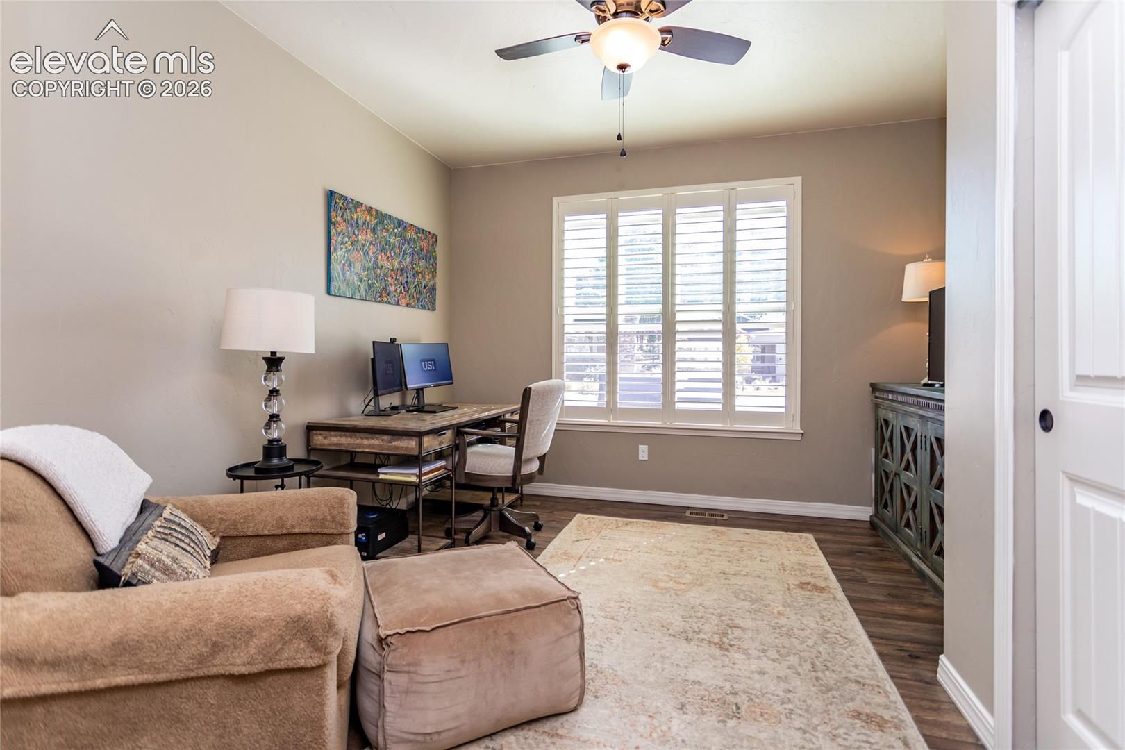 Listing photo 4 for 16352 Woodward Terrace